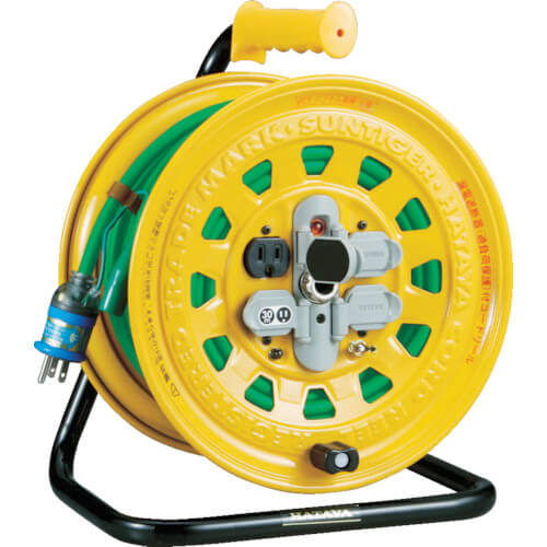 รีลสายไฟ (เฟสเดียว 100V พร้อมเบรกเกอร์) แบรนด์ TRUSCO