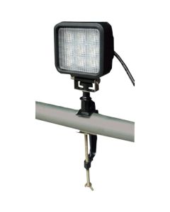 Floodlight อันละ 1 อัน