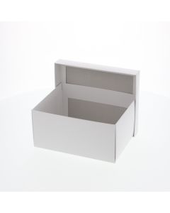 กล่องสีขาวเรียบๆ รุ่น Esprit Box B-2 บรรจุแพ็คละ 10 กล่อง