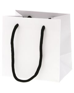 ถุงกระดาษสำหรับช้อปปิ้ง ยี่ห้อ Bright Bag MW สีขาว (แบบด้าน)