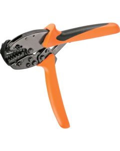 Crimping tool for contacts