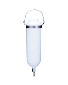 Gravity Type Liquid Container