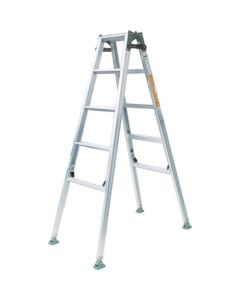 Stepladder c/w Adjustable 4 Legs 1ตัว