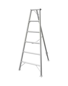 Aluminum Step Ladder  อันละ 1 อัน