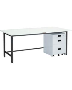Light-Duty Workbench c/w 3 Cabinets 1อัน