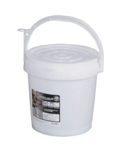 Bucket with a lid