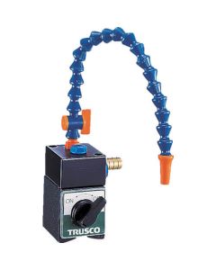 Nozzle with magnet (for replenishing cutting fluid)