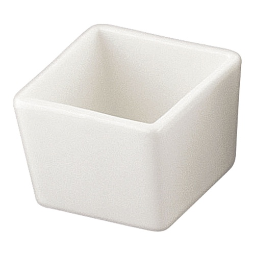 TKG AM ชามสี่เหลี่ยมจตุรัส