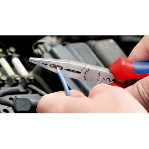 คีมตัดสำหรับช่างไฟฟ้า แบรนด์ KNIPEX