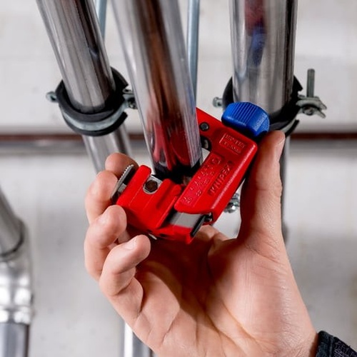 เครื่องตัดท่อสำหรับท่อโลหะ แบรนด์ KNIPEX